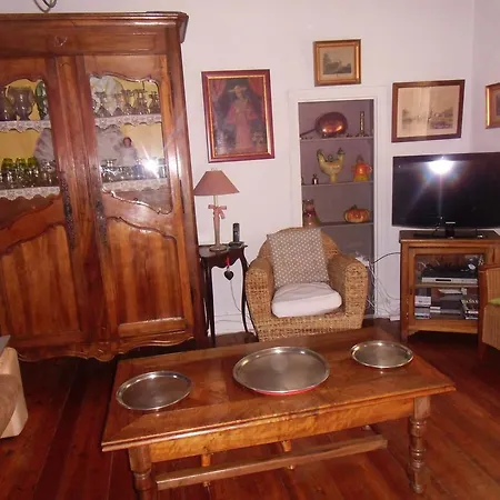 בית נופש Petit Grenier Douillet De Cathie