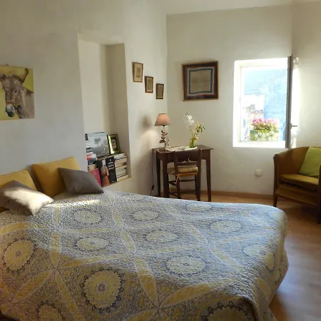 Petit Grenier Douillet De Cathie רוקמור