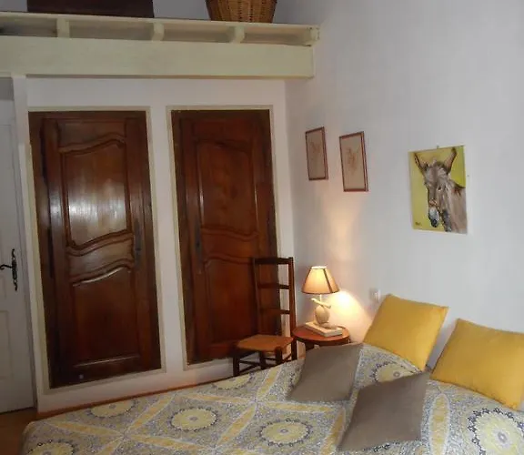 Semesterbostad Petit Grenier Douillet De Cathie